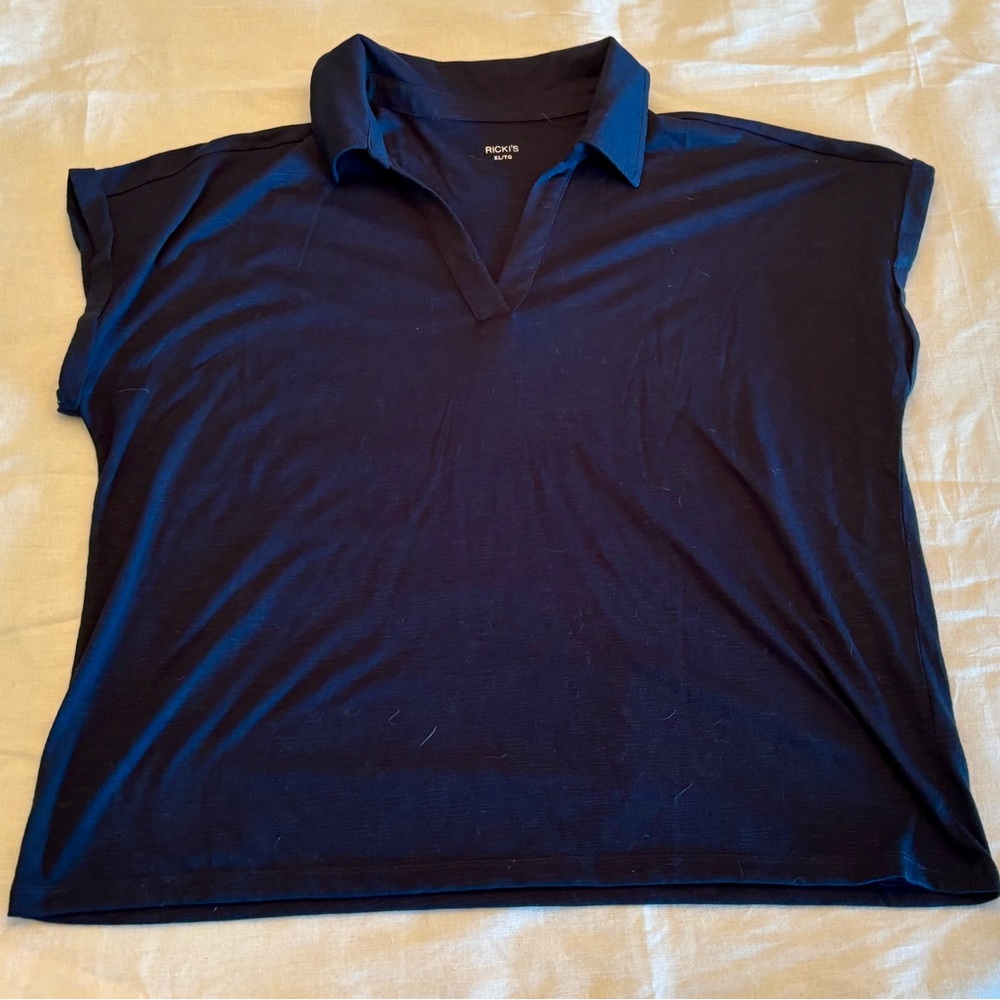 Ricki's Navy Polo Shirt with Knit Fabric and Collar